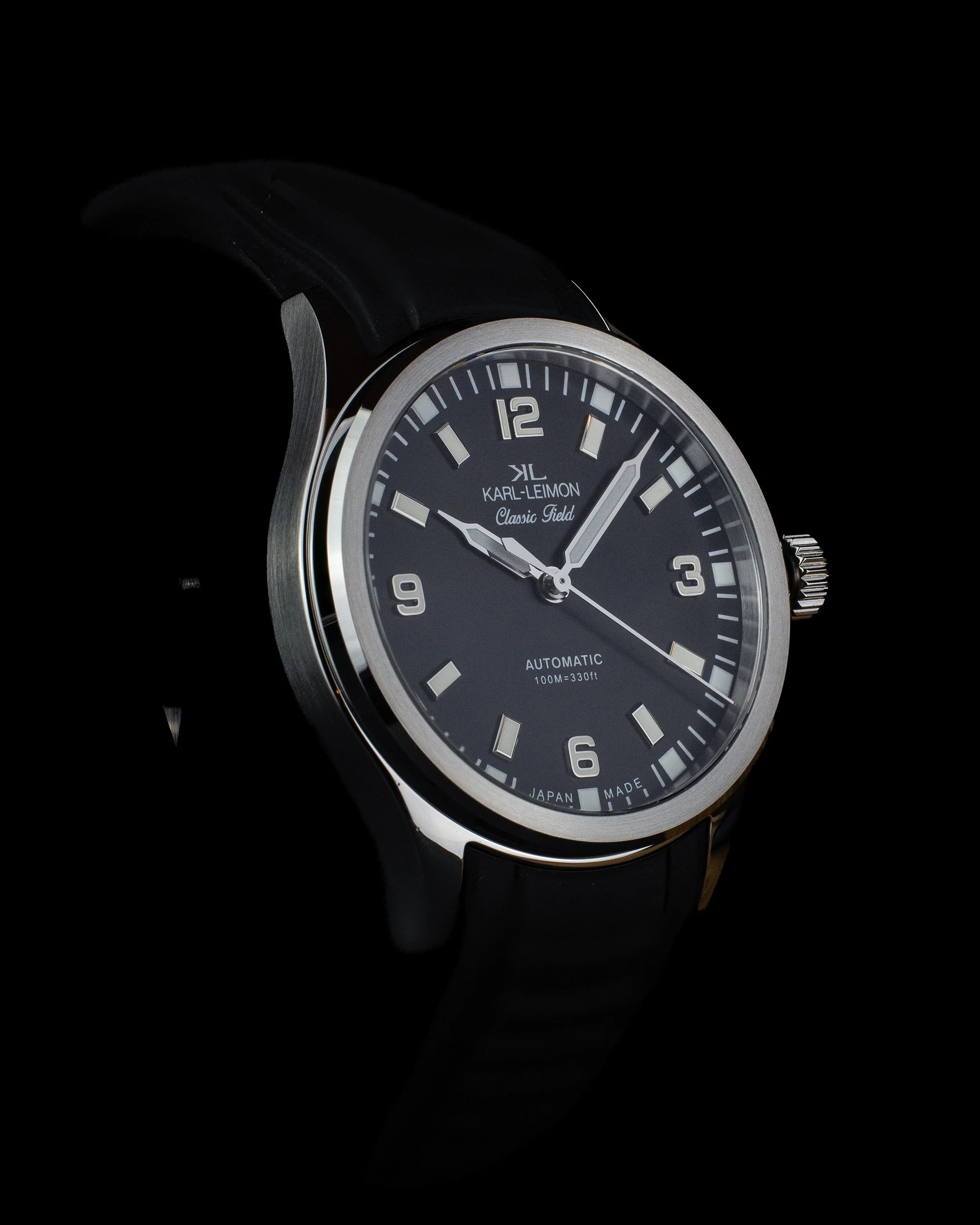 KARL-LEIMON カルレイモン CLASSIC The Karl-Leimon Classic Field Watch Is A Sophisticated All